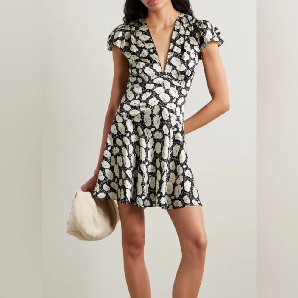 DOEN DIANNE DRESS IN Noir Fleurs D'Anemone, new without tags, never worn.
